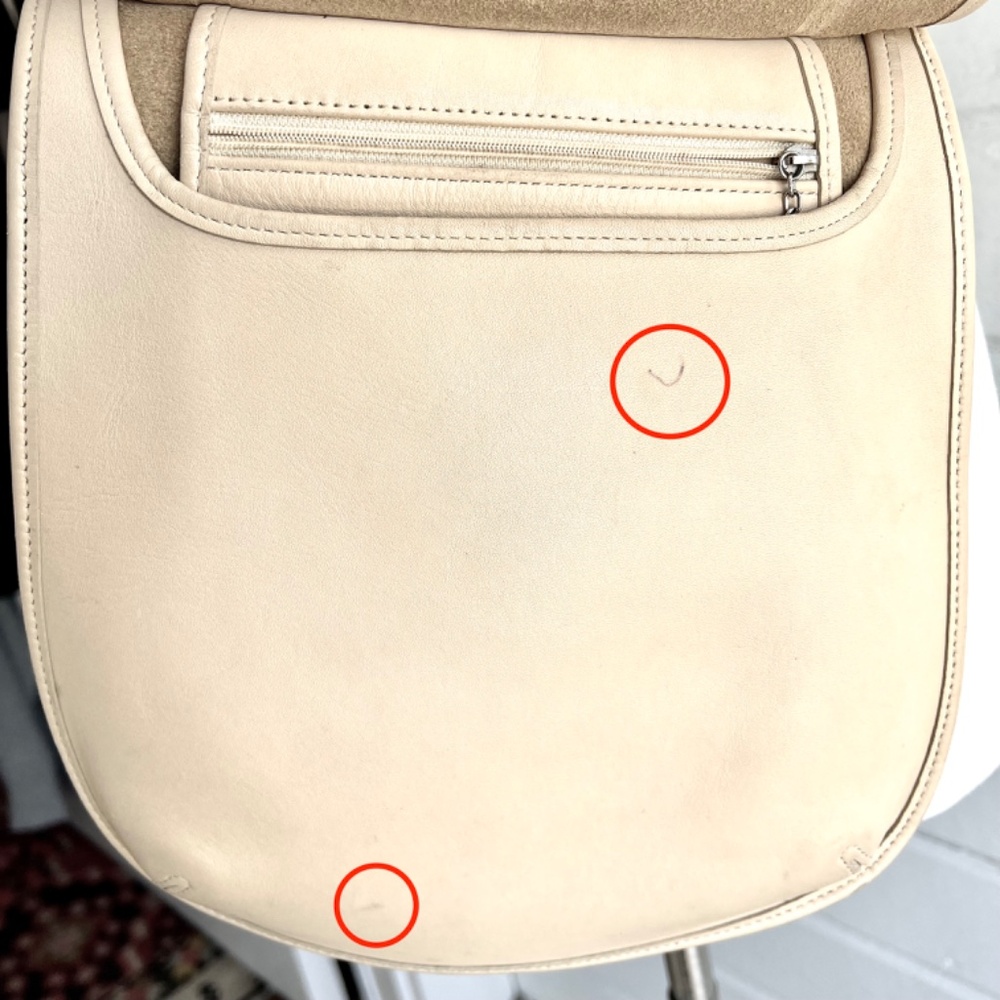 Vintage COACH No. C0P - 9135 Cross Body Bag in Bone - Picture 7 of 13